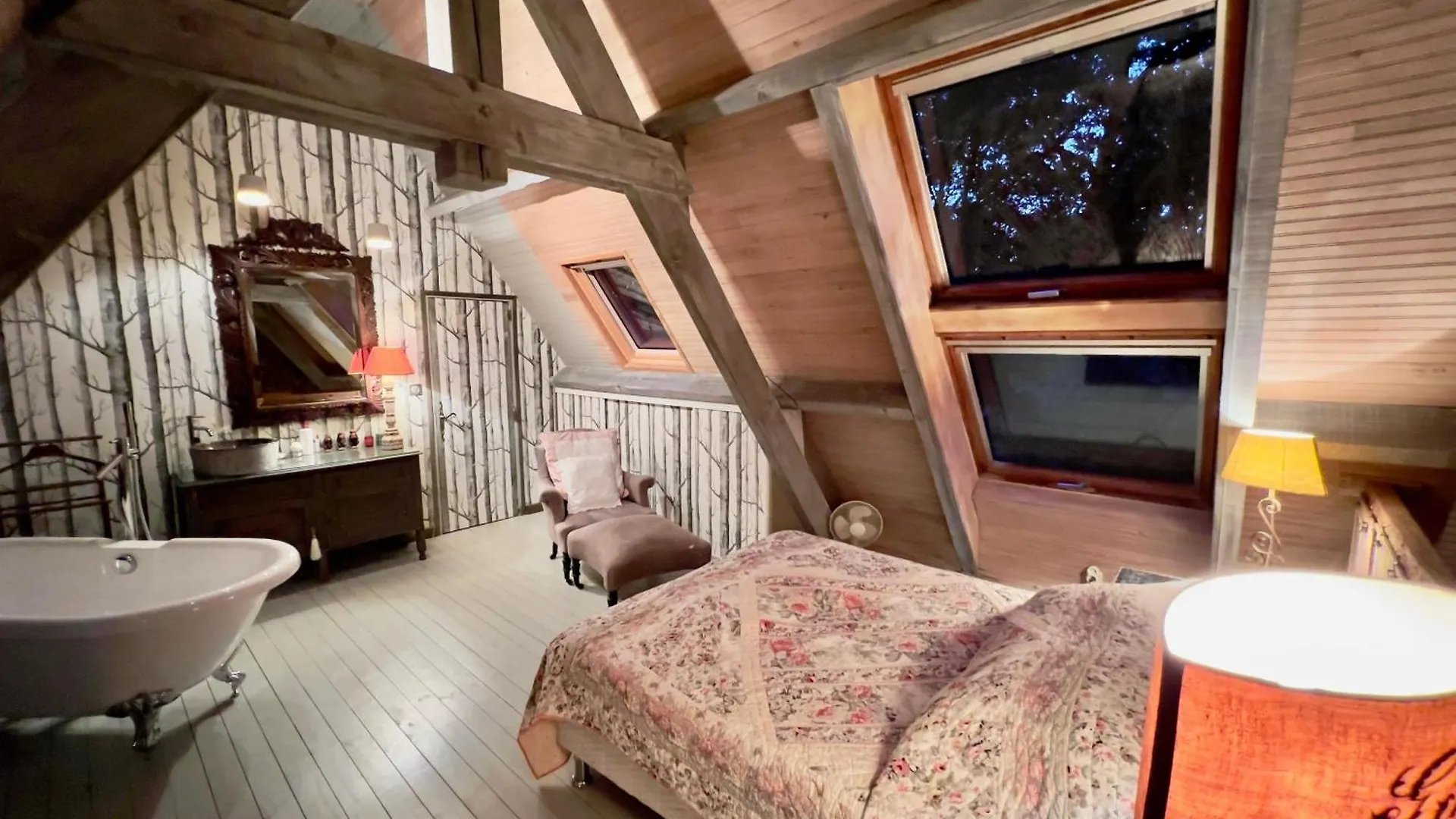 Maison En Pierre Dans La Foret - Piscine & Calme 마텔 펜션